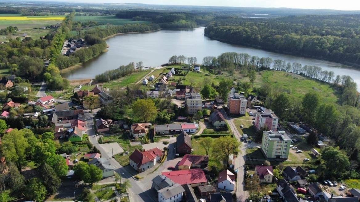 Szary Domek Nad Jeziorem 2 Kołczewo 外观 照片